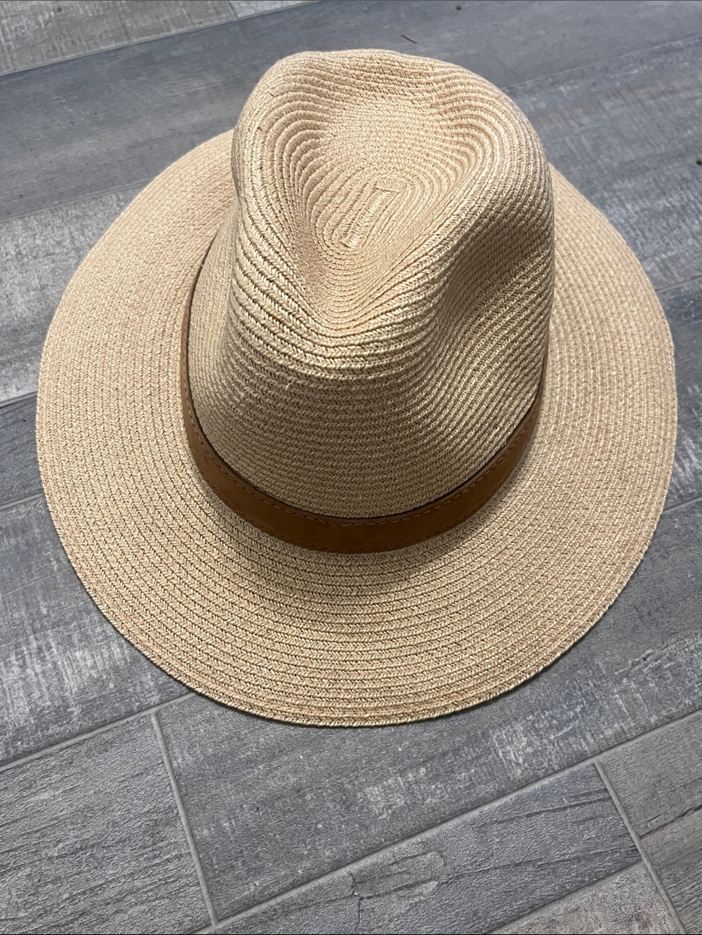 Henschel Men's Tan Straw Fedora with Brown Band